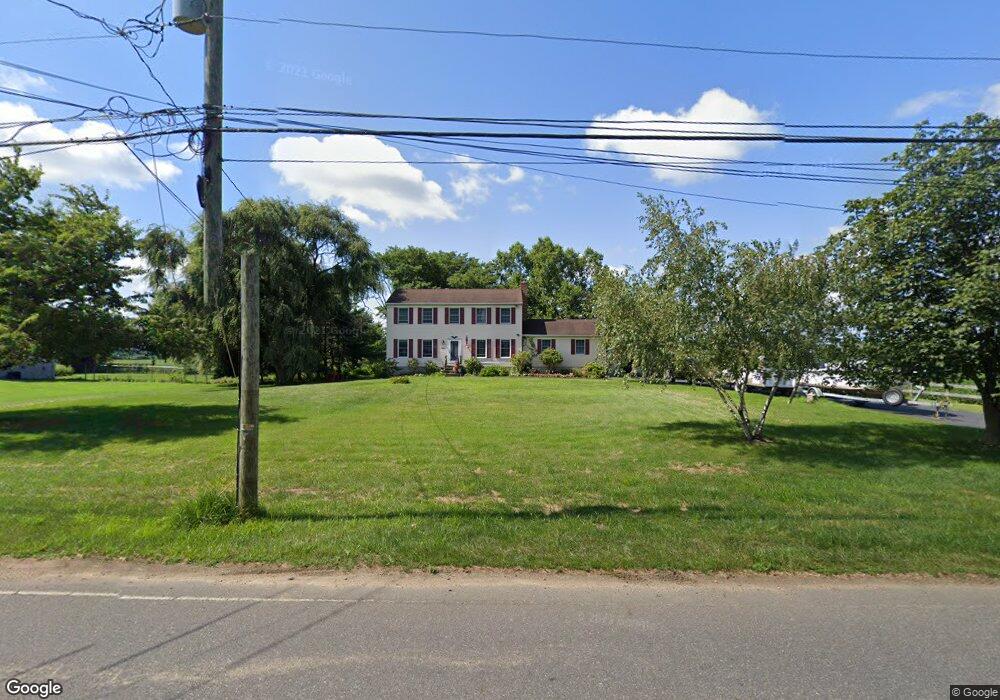 825 Mansfield Rd W, Bordentown, NJ 08505 - photo 1