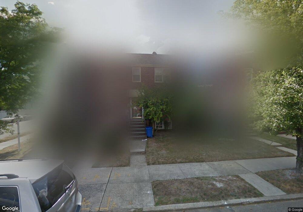 7426 175th St, Fresh Meadows, NY 11366 - photo 1