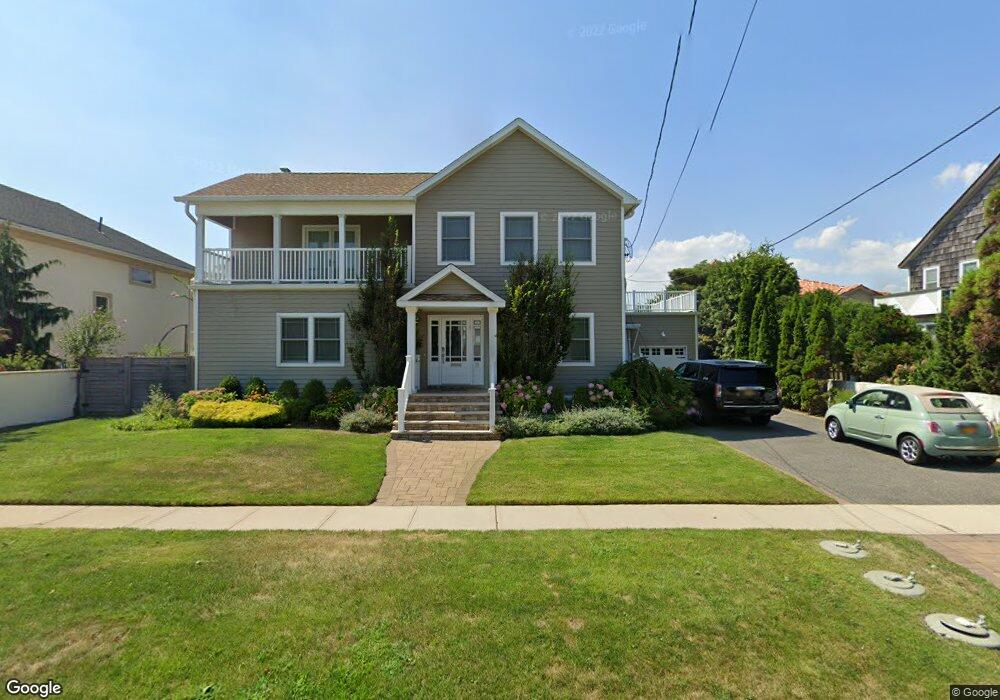 51 Montgomery Blvd, Atlantic Beach, NY 11509 - photo 1