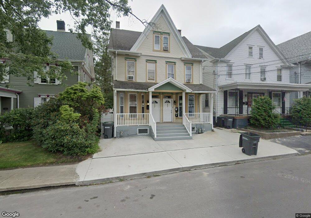 570 N Laurel St, Hazleton, PA 18201 - photo 1