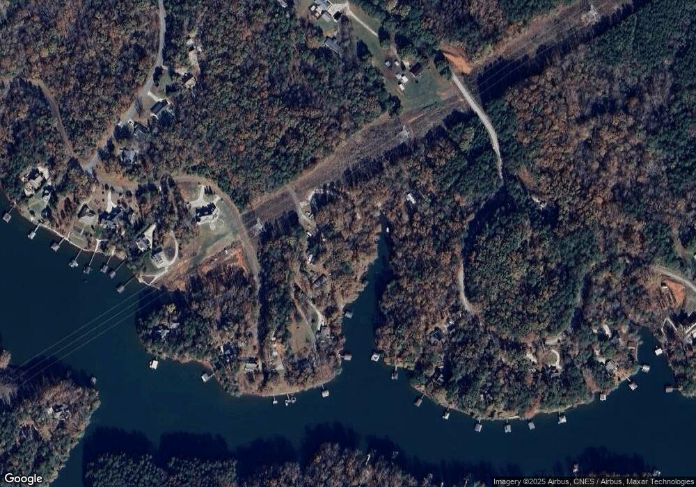 561 Hideaway Point, West Union, SC 29696 - photo 1