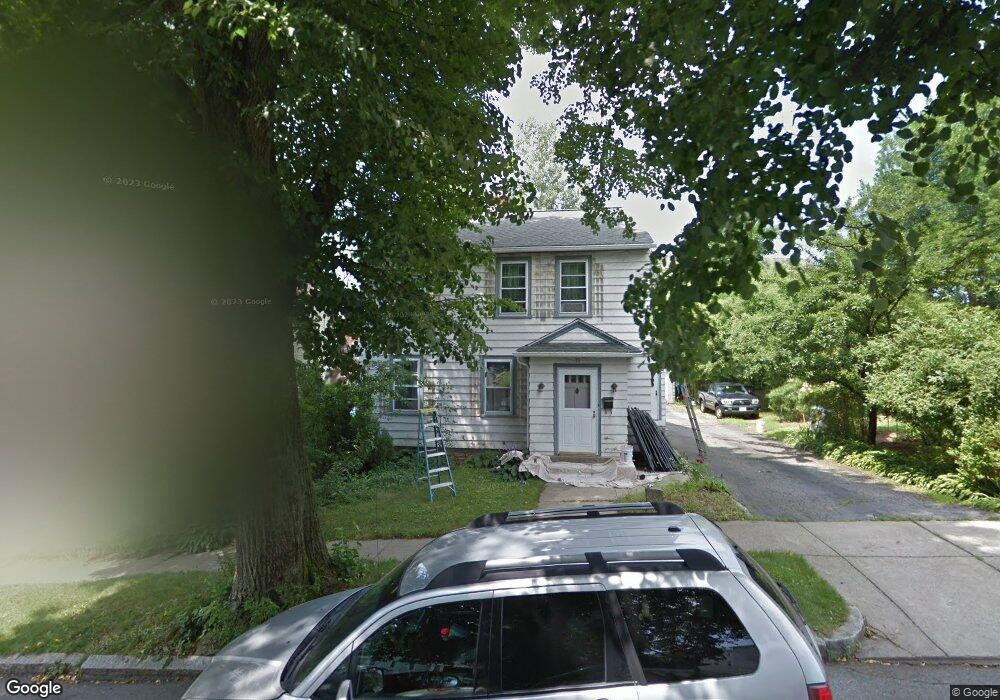 18 Bridgeport St, Worcester, MA 01604 - photo 1