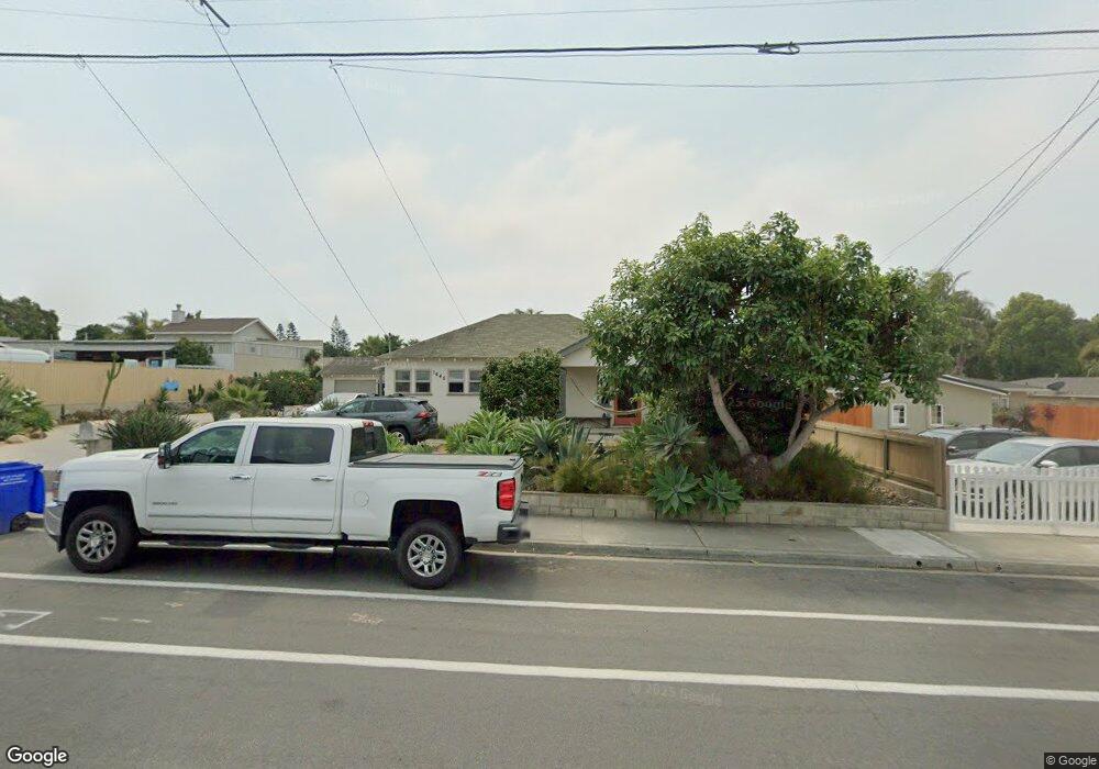 1645 Chestnut Ave, Carlsbad, CA 92008 - photo 1