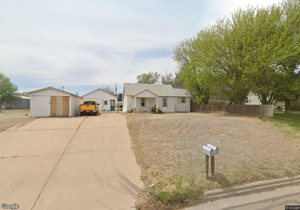 705 S Adams St, Hugoton, KS 67951 - photo 1