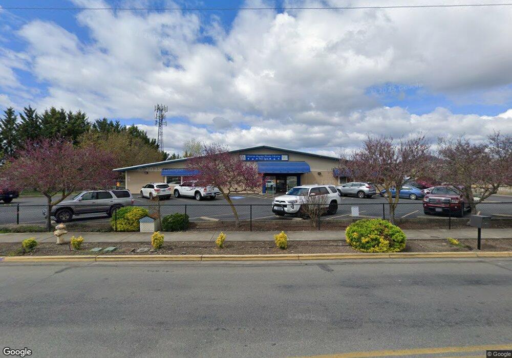 100 NE Mill St, Grants Pass, OR 97526 - photo 1