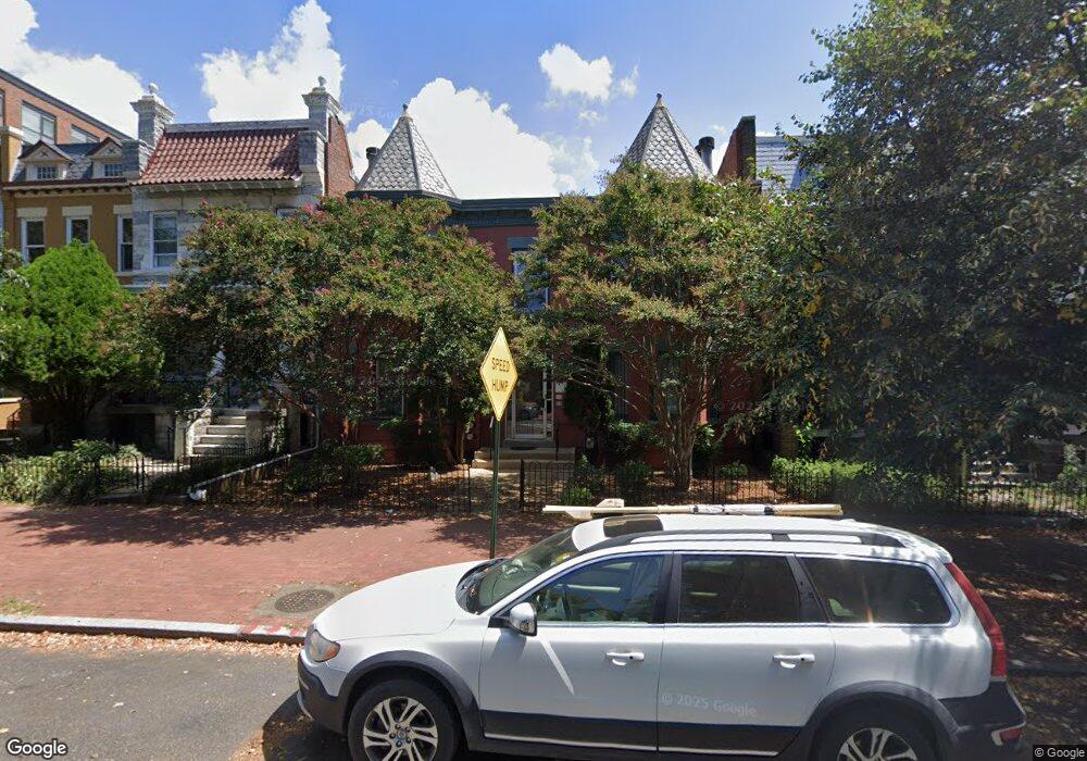 719 5th St NE, Washington, DC 20002 - photo 1