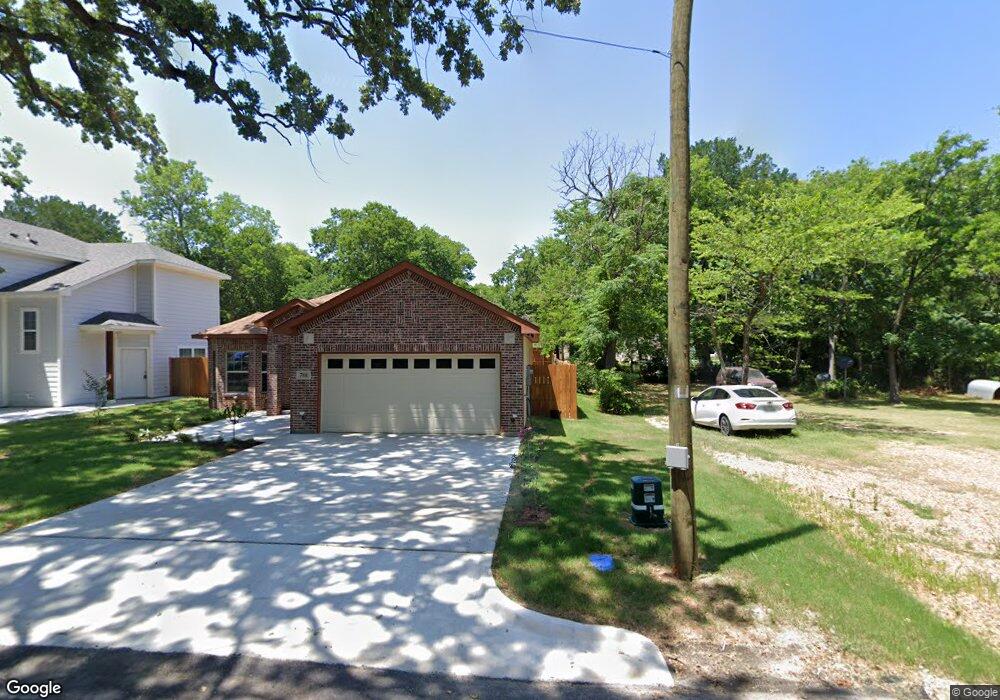 701 E 7th St, Bonham, TX 75418 - photo 1