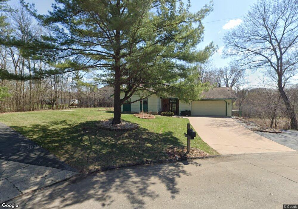 5660 Rebecca Ln, Minnetonka, MN 55345 - photo 1