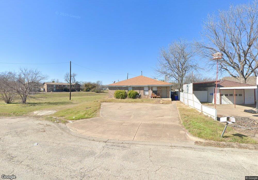 206 Melrose Ct, Fort Worth, TX 76108 - photo 1