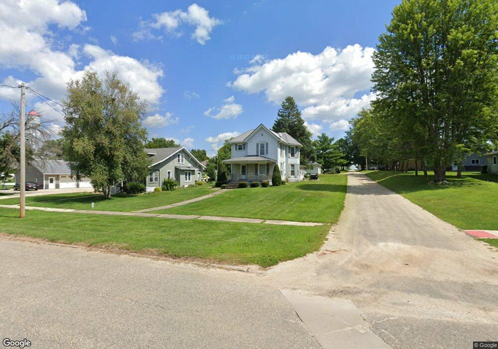 309 S Vine St, West Union, IA 52175 - photo 1