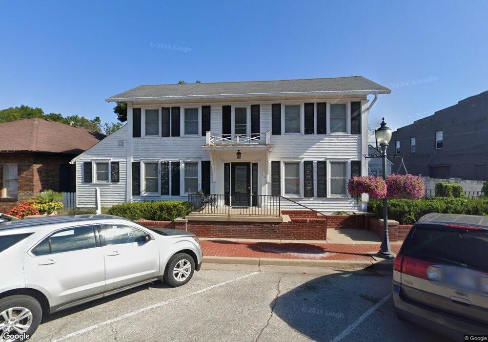 112 W Main Cross St, Edinburgh, IN 46124 - photo 1