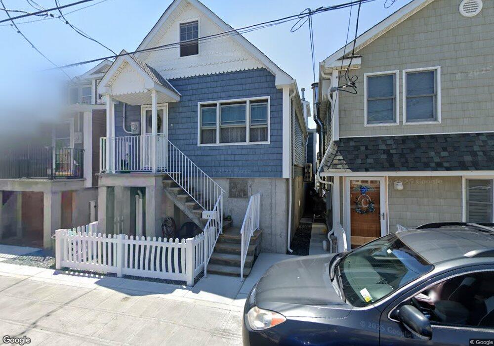 24 W 14th Rd, Broad Channel, NY 11693 - photo 1