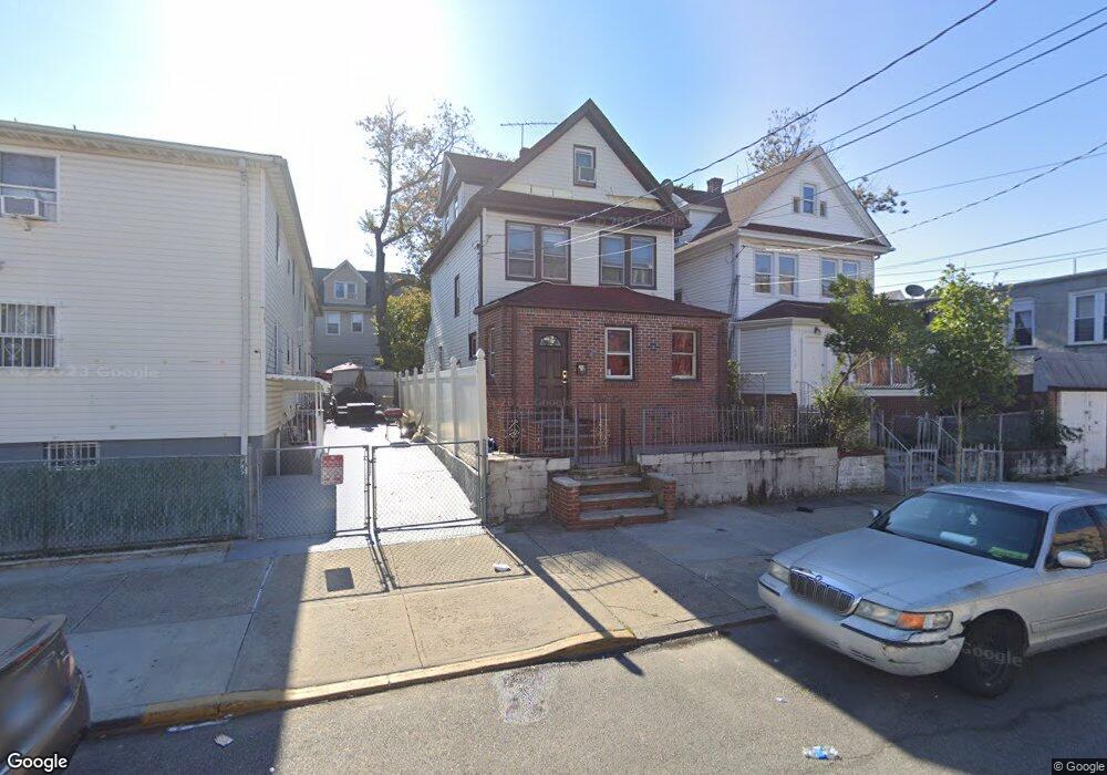 16316 107th Ave, Jamaica, NY 11433 - photo 1