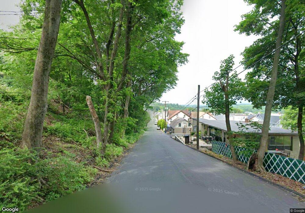 0 E S Reservoir unit PALH111072, Slatington, PA 18080 - photo 1