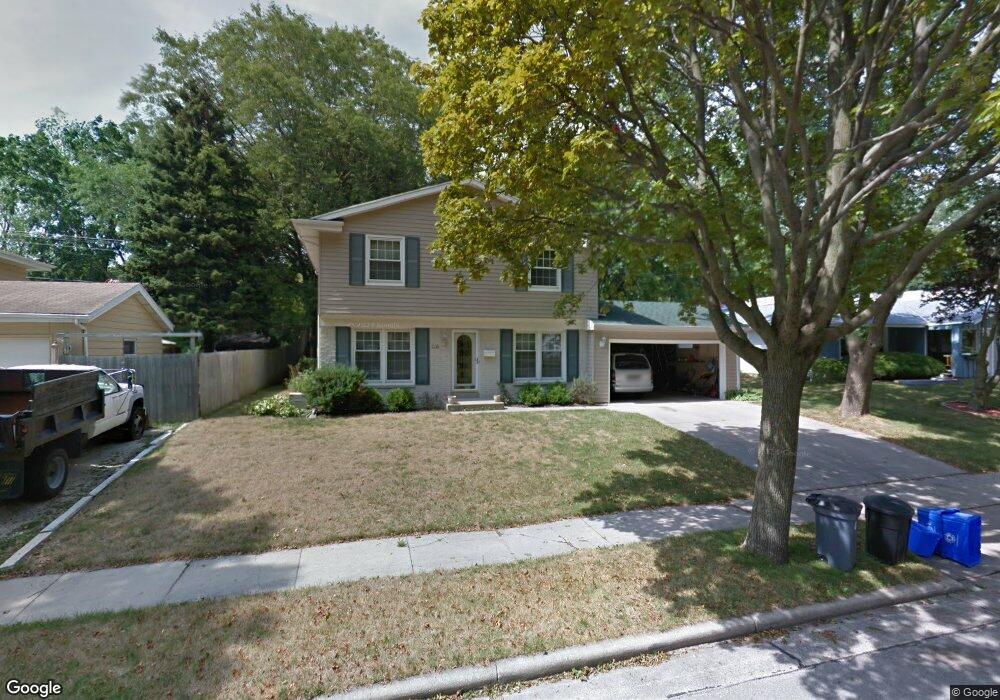 2148 Empire Dr, Waukesha, WI 53186 - photo 1