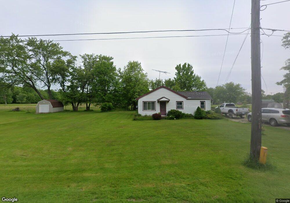 529 Oak St, Jefferson, OH 44047 - photo 1