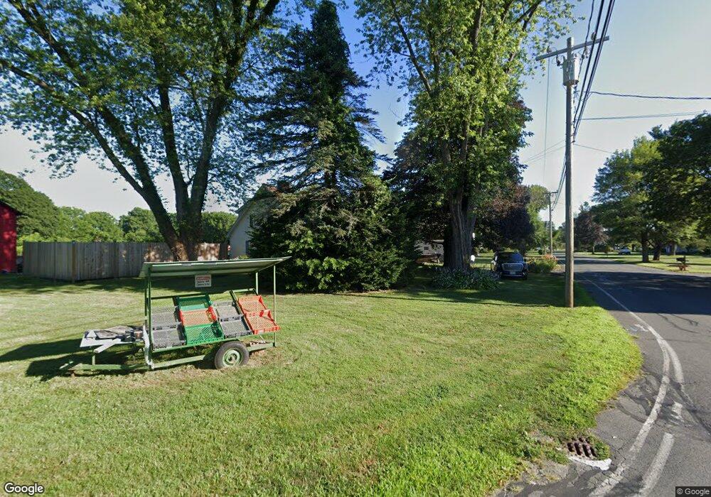 4 Depot Rd, Hatfield, MA 01038 - photo 1