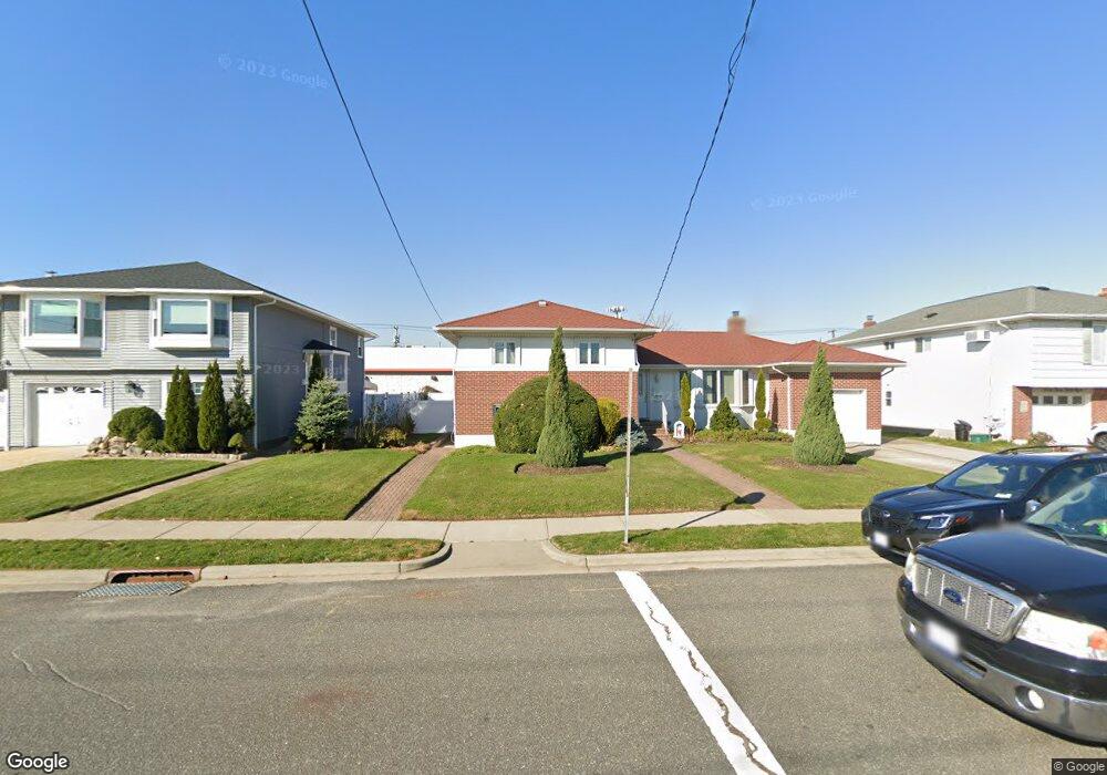 4344 Broadway, Island Park, NY 11558 - photo 1