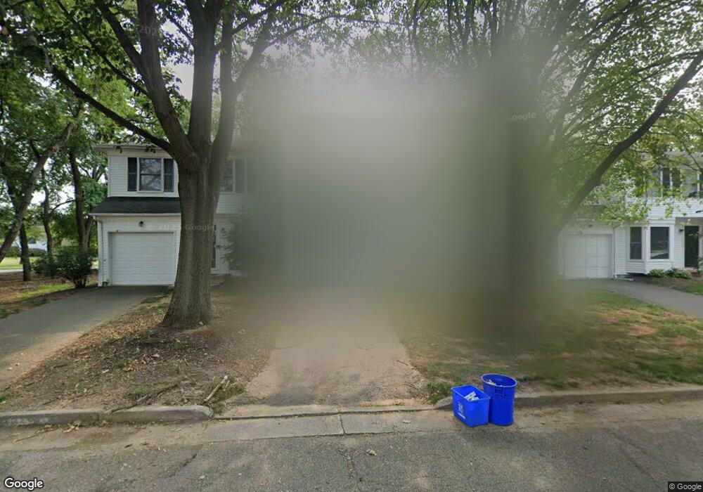 6 Tree Top Rd, Middlesex, NJ 08846 - photo 1