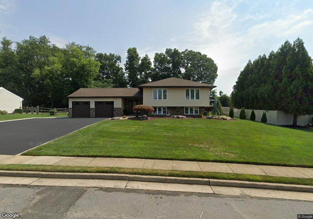 5 Foxcroft Dr, Marlboro, NJ 07746 - photo 1