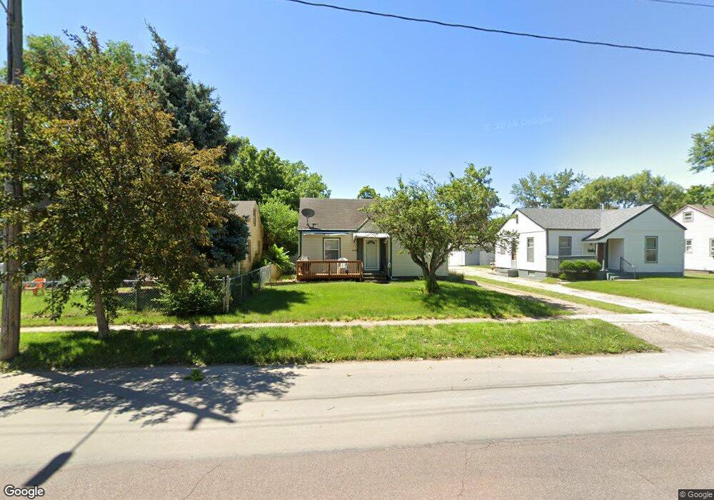 2929 E Walnut St, Des Moines, IA 50317 - photo 1