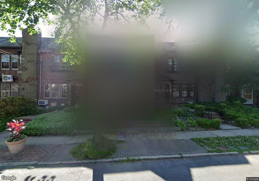 2922 166th St, Flushing, NY 11358 - photo 1