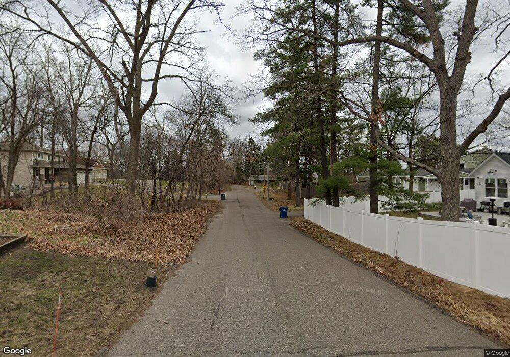 424X Highview Place, Minnetonka, MN 55345 - photo 1