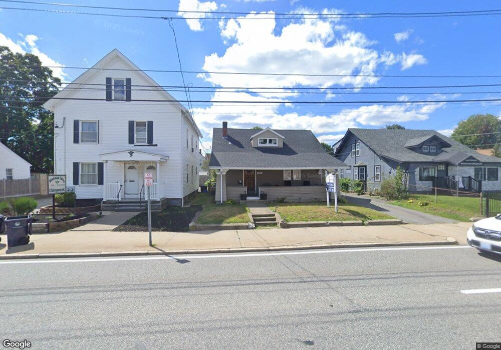 1164 Newport Ave, Pawtucket, RI 02861 - photo 1