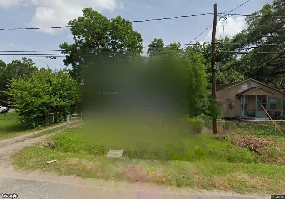 996 Glen Ave, Houston, TX 77088 - photo 1