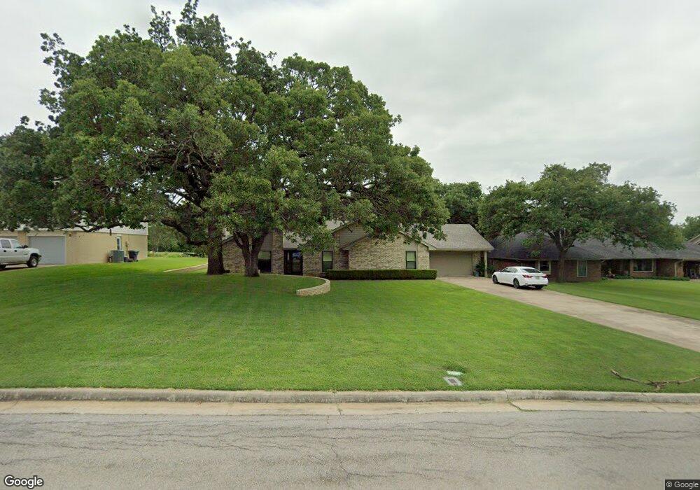 2808 Ridgeway St, Ardmore, OK 73401 - photo 1