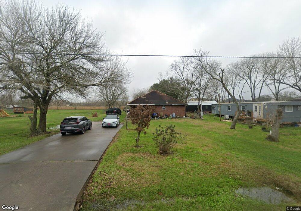 3710 Statesman Dr, Alvin, TX 77511 - photo 1