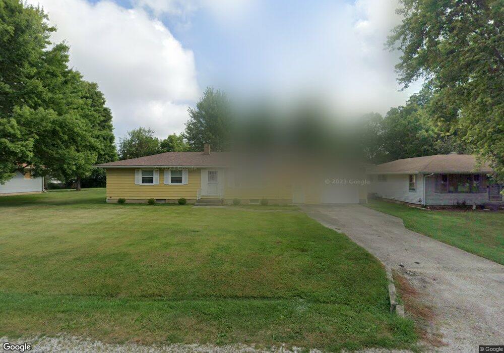 421 E Union St, Virginia, IL 62691 - photo 1