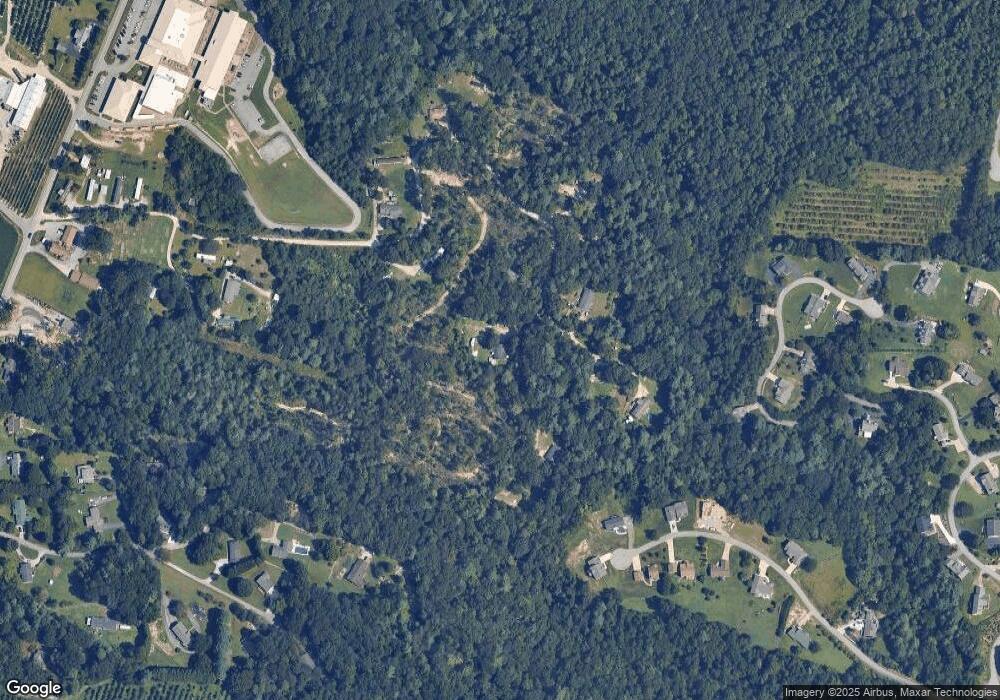 476 Dollie Case Ln, Hendersonville, NC 28792 - photo 1