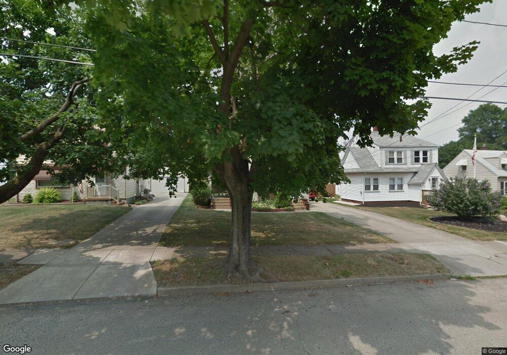 67 Como St, Struthers, OH 44471 - photo 1