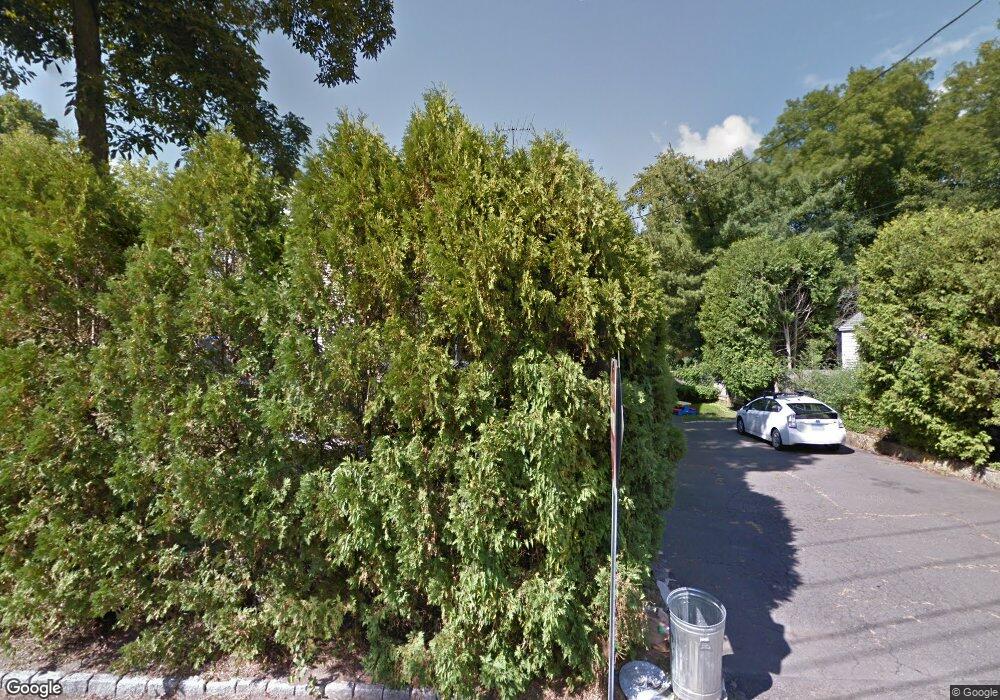 28 Davenport Ave, Westport, CT 06880 - photo 1