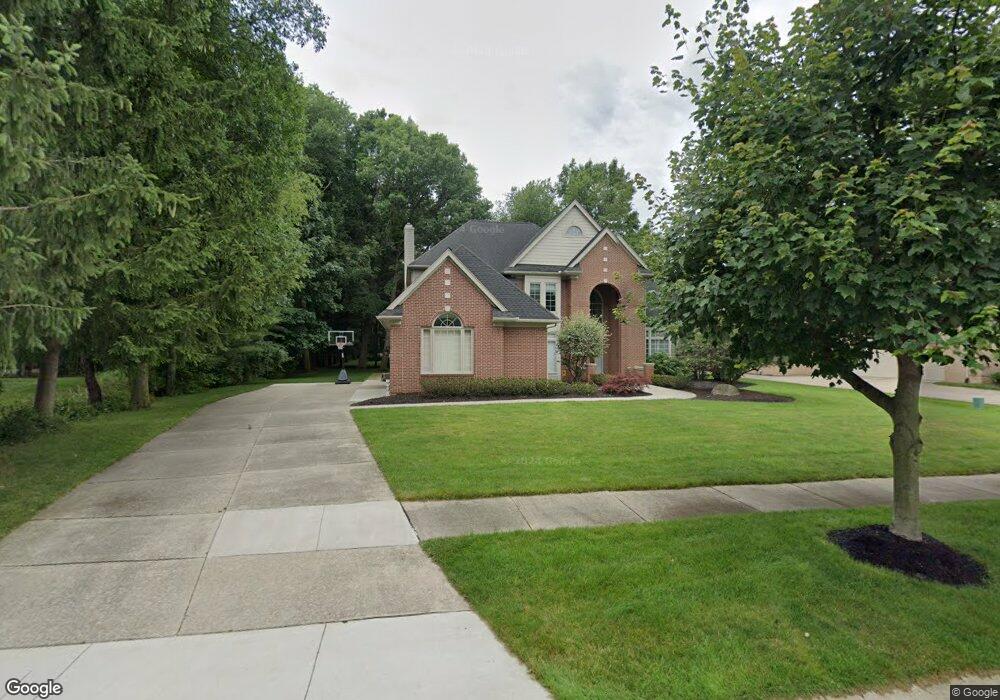 7079 Autumn Hill Dr unit 14, West Bloomfield, MI 48323 - photo 1