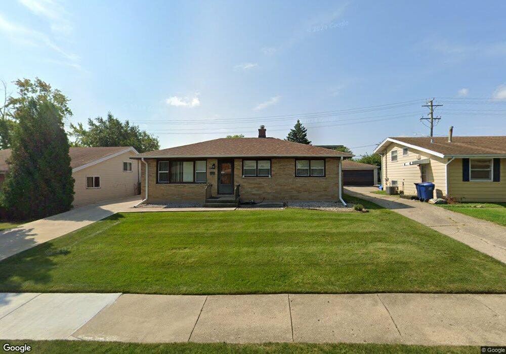 2613 W Grove Ave, Waukegan, IL 60085 - photo 1