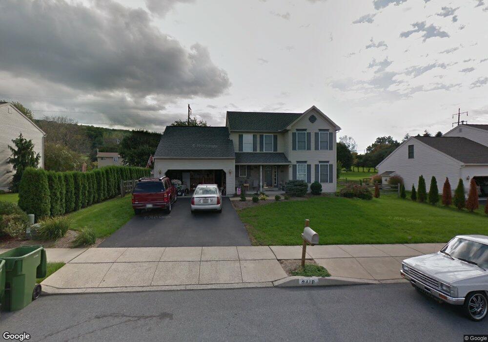 3416 Mohegan Dr, Reading, PA 19608 - photo 1