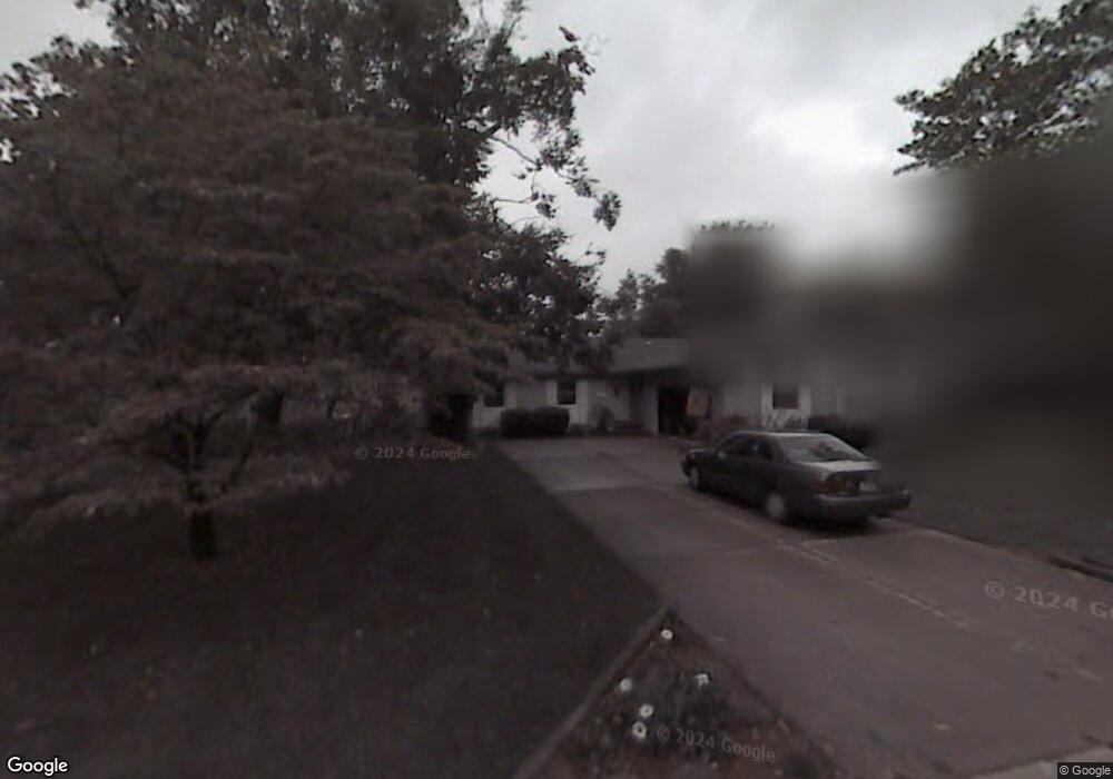 3222 Beech Dr, Columbus, IN 47203 - photo 1