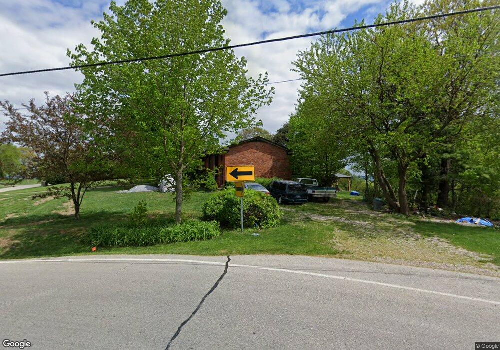 8640 N Skyline Dr, Floyds Knobs, IN 47119 - photo 1