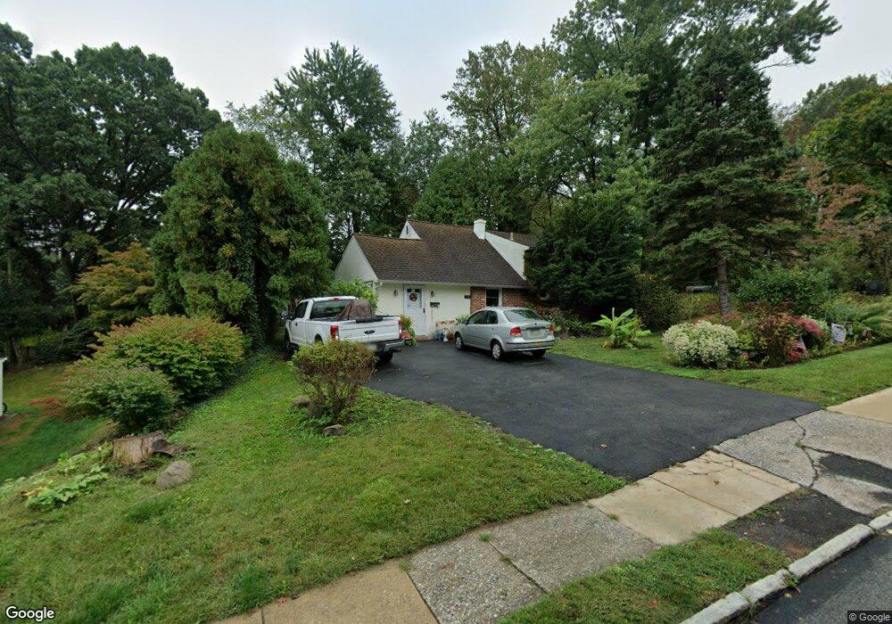 617 S Devon Ave, Wayne, PA 19087 - photo 1