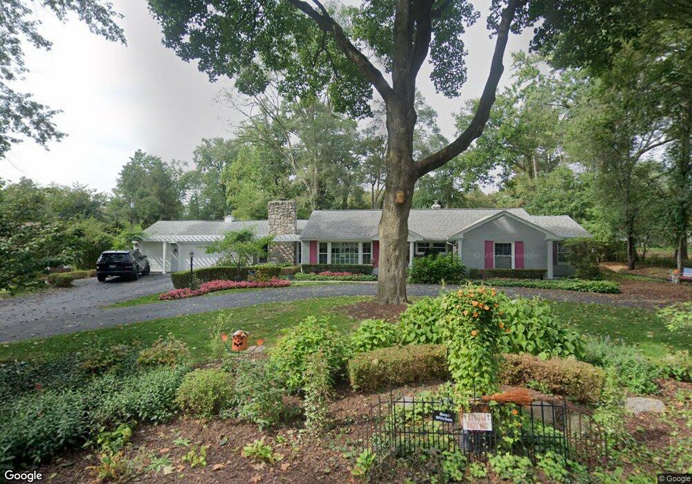 6450 Sheringham Rd, Bloomfield Hills, MI 48301 - photo 1