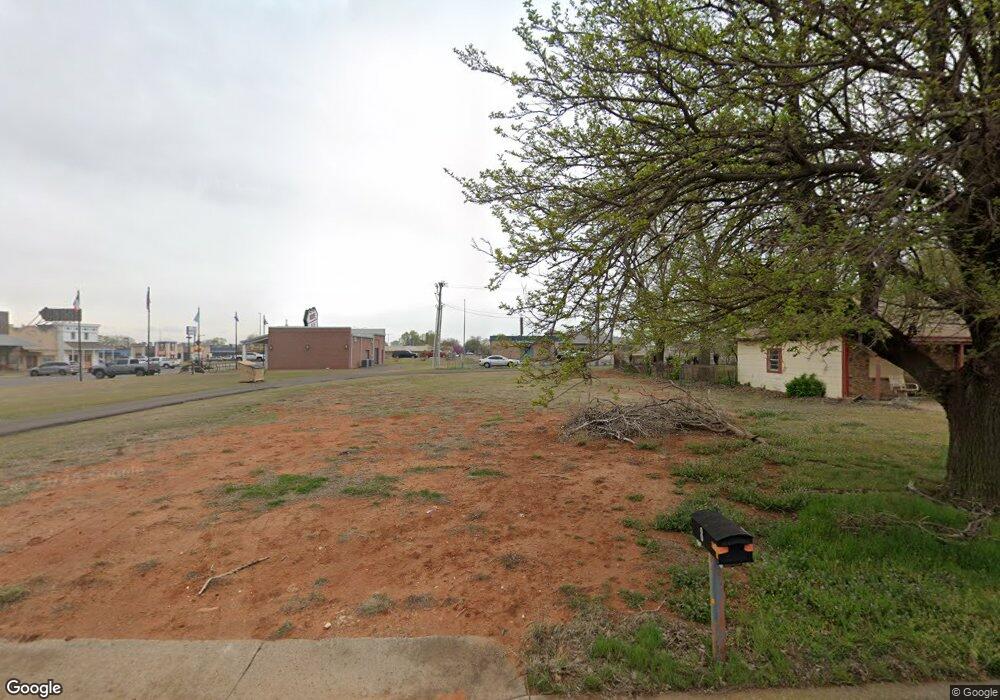 2806 W 2nd St, Elk City, OK 73644 - photo 1
