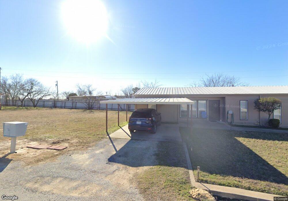 5607 Kemah Ct, Granbury, TX 76049 - photo 1