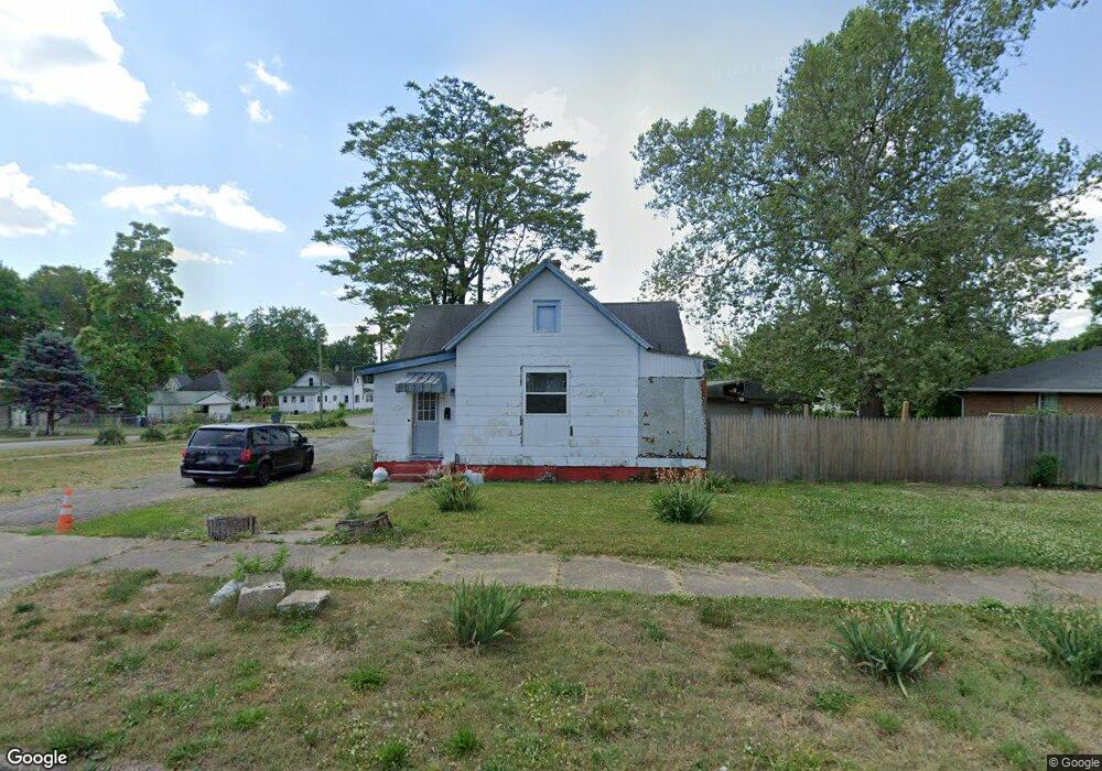 2027 Ash St, Terre Haute, IN 47804 - photo 1