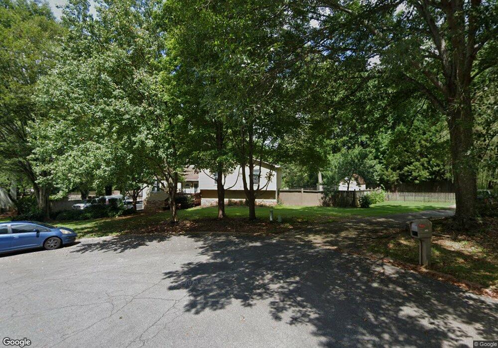 3670 Heatherwood Dr NE, Marietta, GA 30066 - photo 1