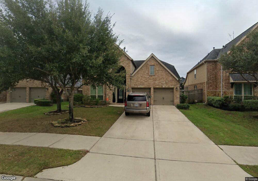 27119 Birch Pine Ct, Fulshear, TX 77441 - photo 1