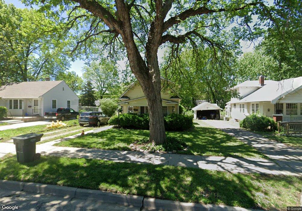 1177 SW Randolph Ave, Topeka, KS 66604 - photo 1