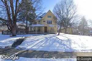 17 Elmwood Place E, Minneapolis, MN 55419