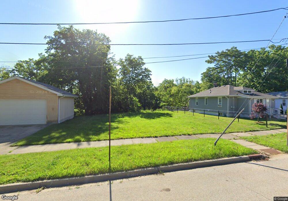 1701 Circle Ct, Waukegan, IL 60085 - photo 1